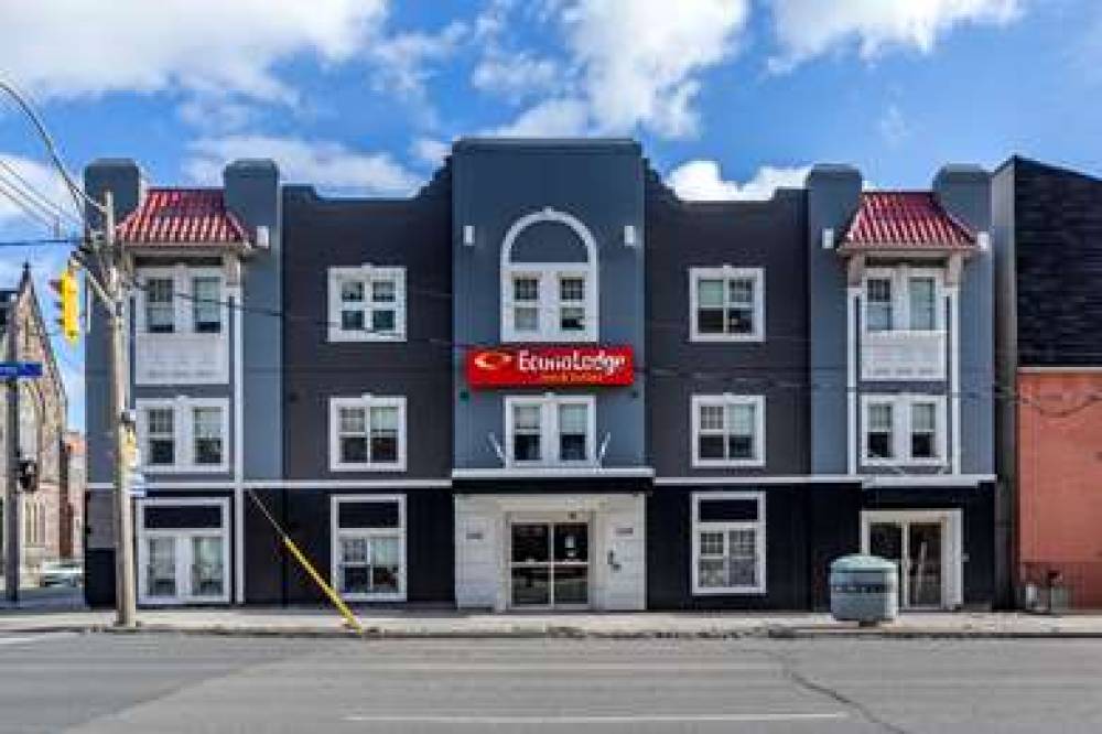 Econo Lodge Inn & Suites Downtown 1