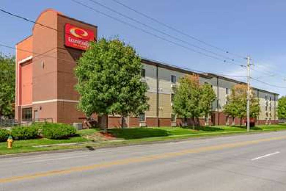 Econo Lodge Inn & Suites Fairgrounds 2