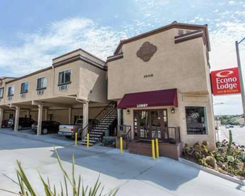 Econo Lodge Inn & Suites Fallbrook Downtown 1