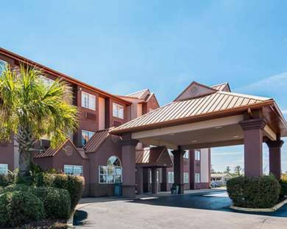 Econo Lodge Inn & Suites Natchitoches 1