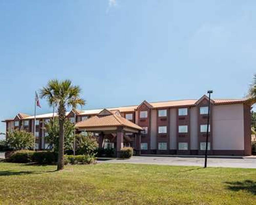 Econo Lodge Inn & Suites Natchitoches 3