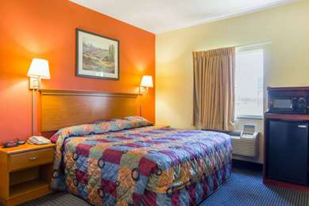 Econo Lodge Inn & Suites Pritchard Road North Little Rock 10