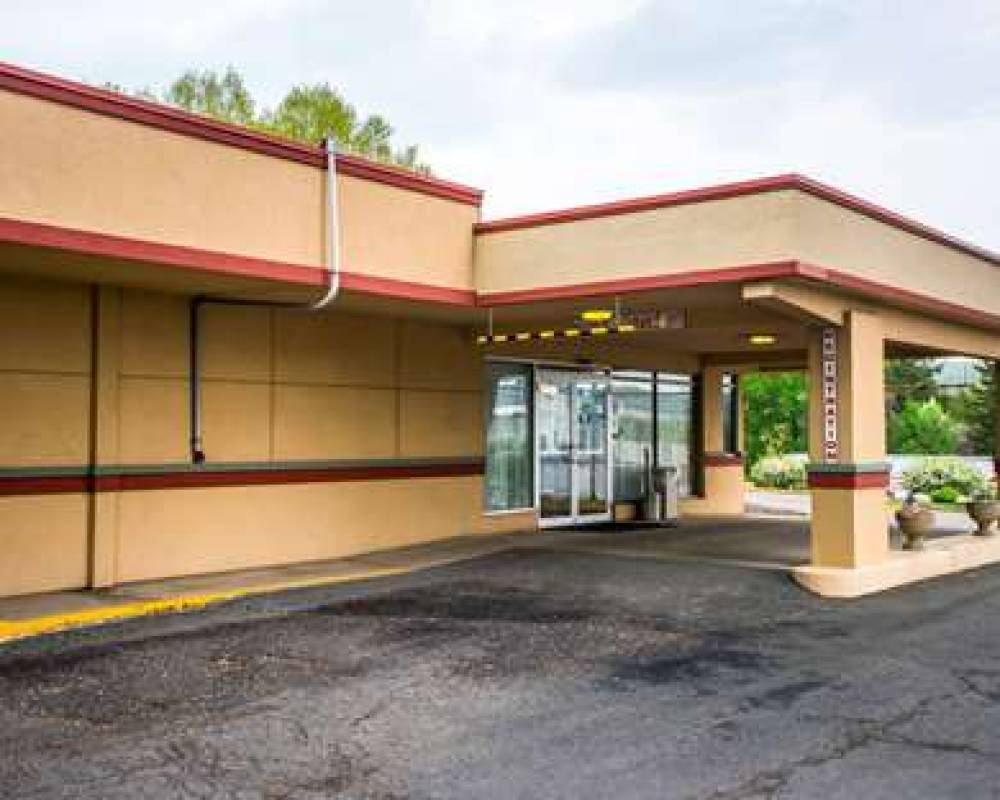 Econo Lodge Inn & Suites Shamokin Dam - Selinsgrove 1