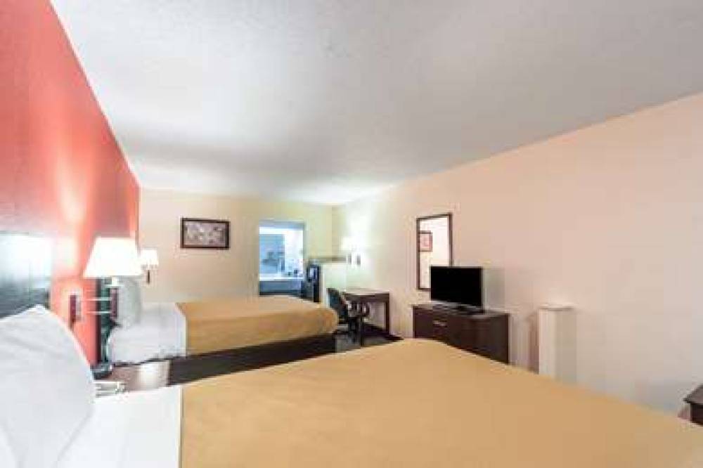 Econo Lodge Laurel 7