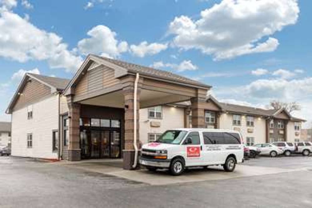 Econo Lodge Milwaukee Airport 1