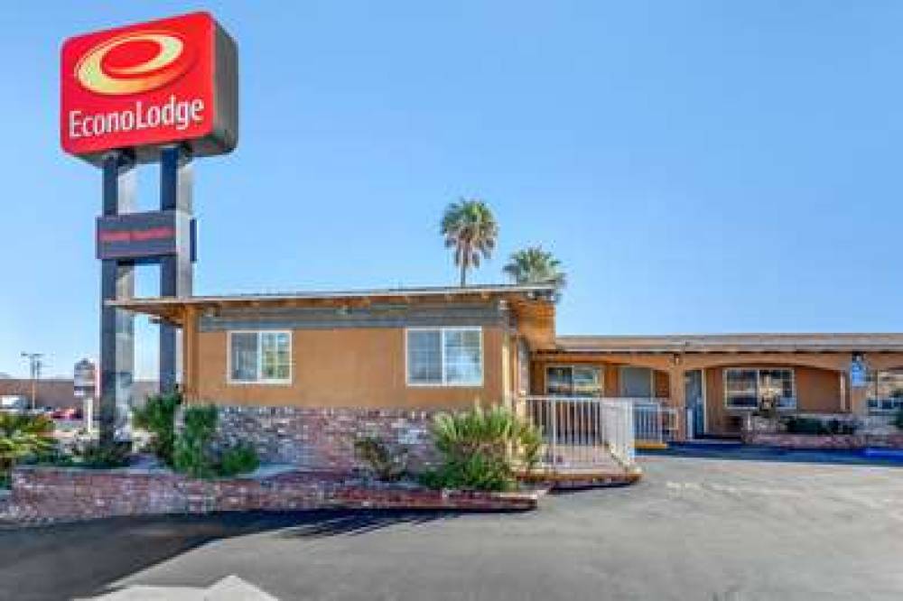 Econo Lodge On Historic Route 66 1