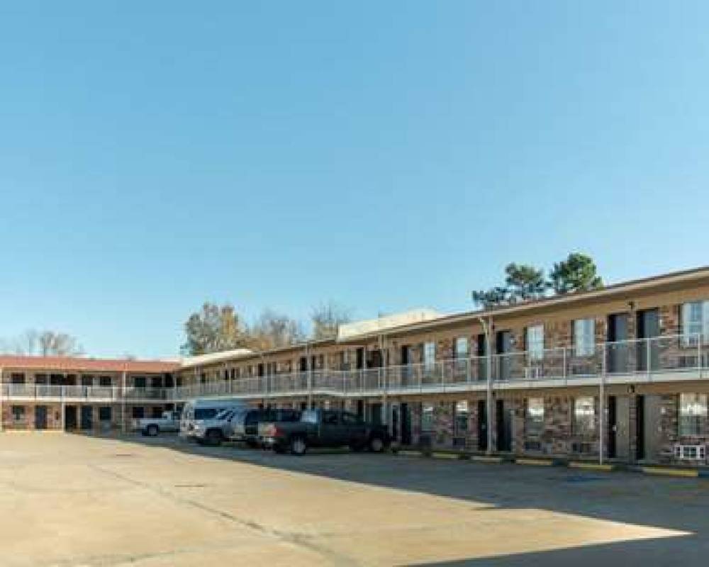 ECONO LODGE RUSSELLVILLE I-40 2