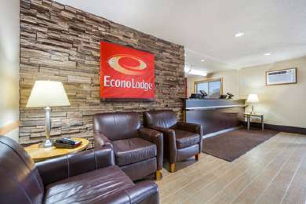 Econo Lodge Sioux Falls Empire Mall 5