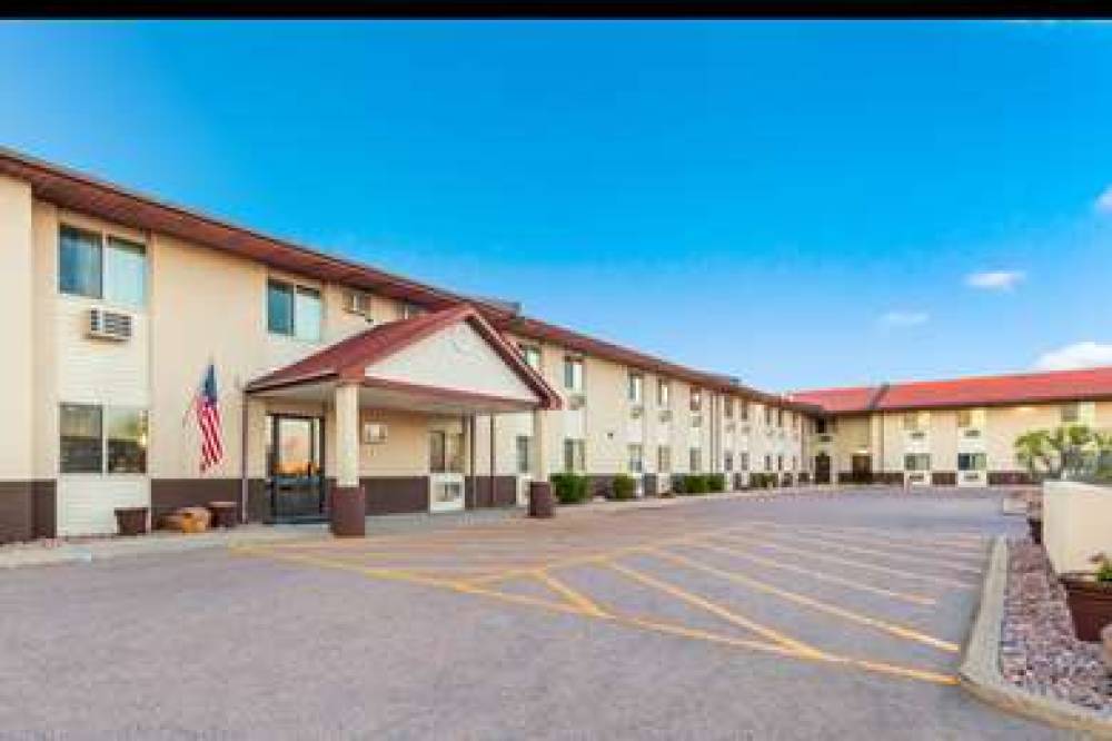 Econo Lodge Sioux Falls Empire Mall 3