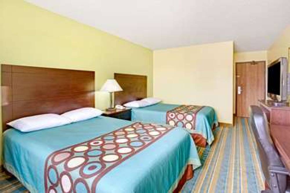 ECONO LODGE SPOTSYLVANIA TOWN CENTE 7