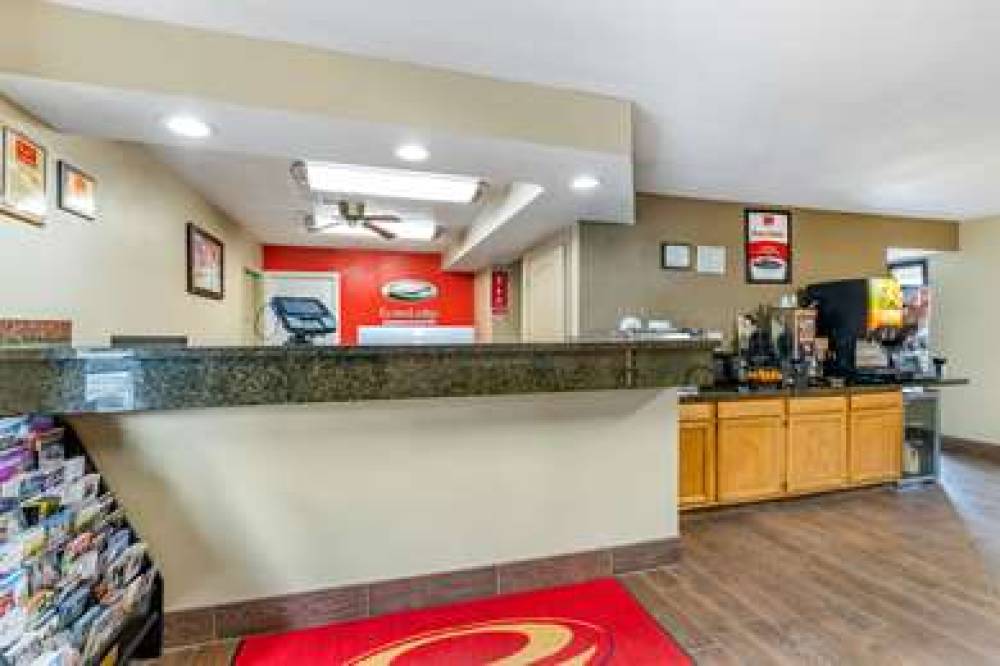 Econo Lodge Urbandale - Northwest Des Moines 4