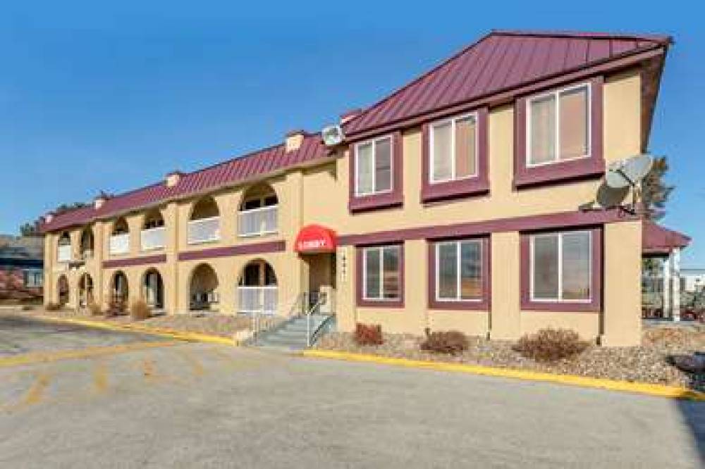 Econo Lodge Urbandale - Northwest Des Moines 2