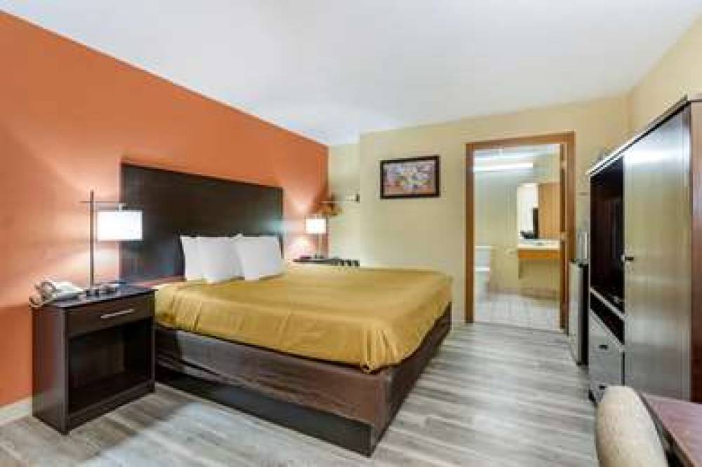 Econo Lodge Urbandale - Northwest Des Moines 8