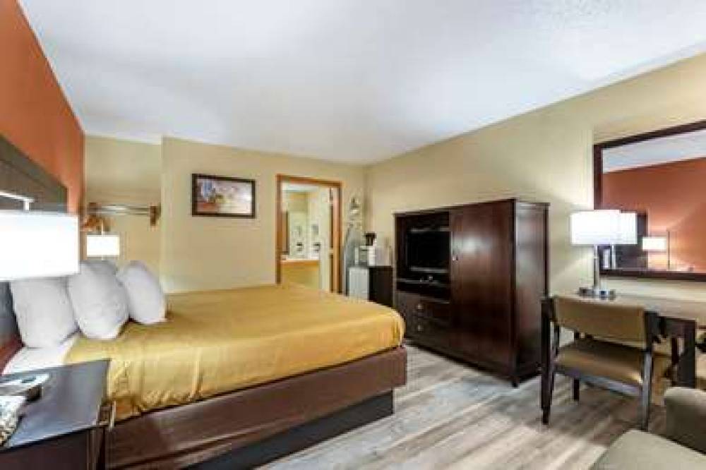 Econo Lodge Urbandale - Northwest Des Moines 7