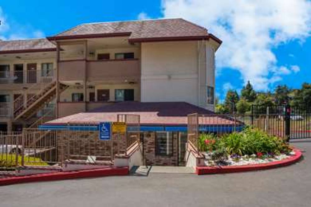 ECONO LODGE VALLEJO 1