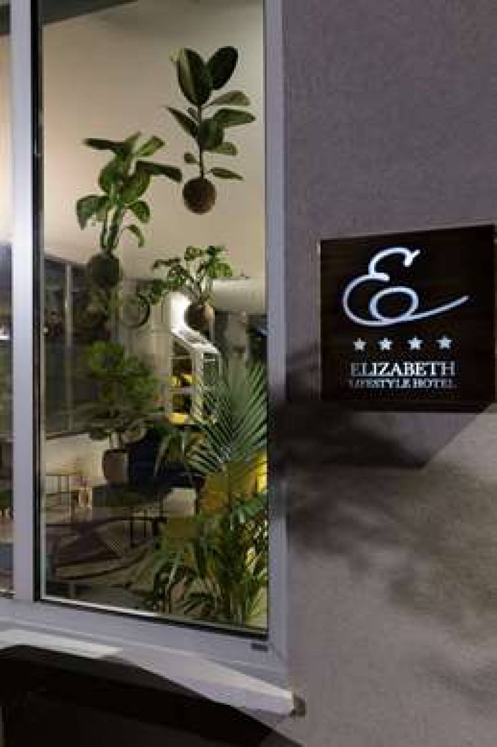 Elizabeth Lifestyle Hotel