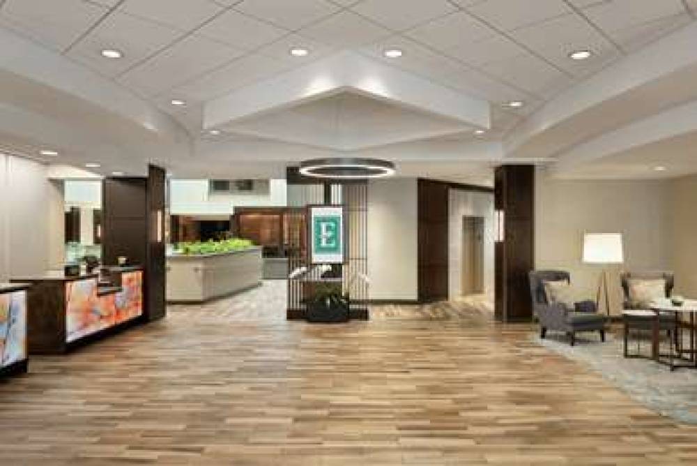 Embassy Suites By Hilton Atlanta-Alpharetta 8