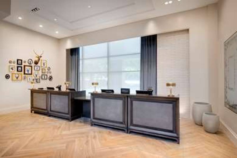 Embassy Suites By Hilton Atlanta-Buckhead 4