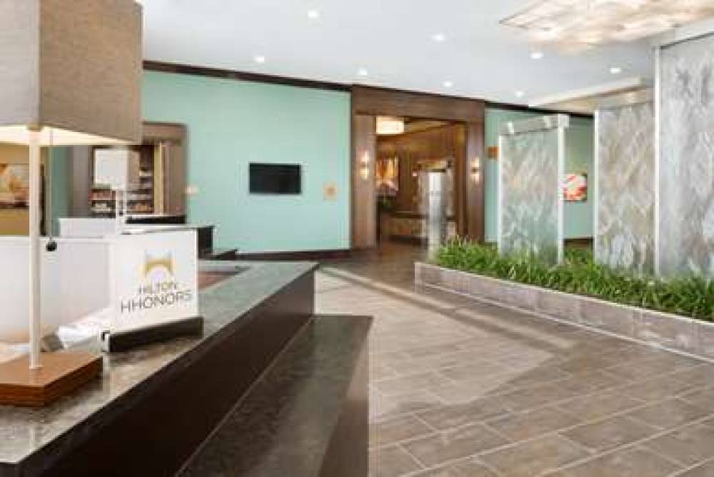 EMBASSY SUITES BY HILTON CHICAGO NA 5