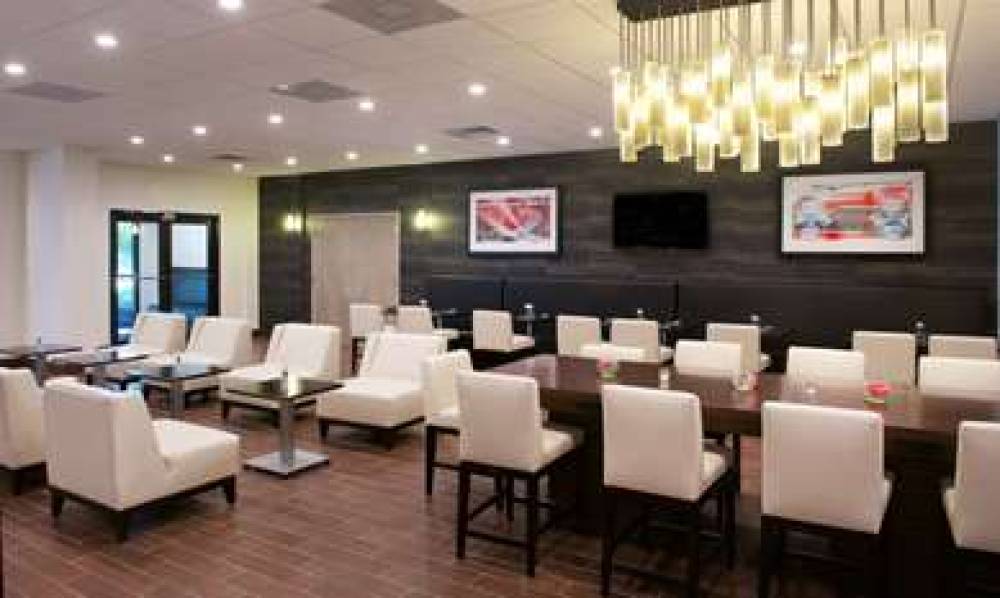 Embassy Suites By Hilton Detroit-Livonia-Novi 9