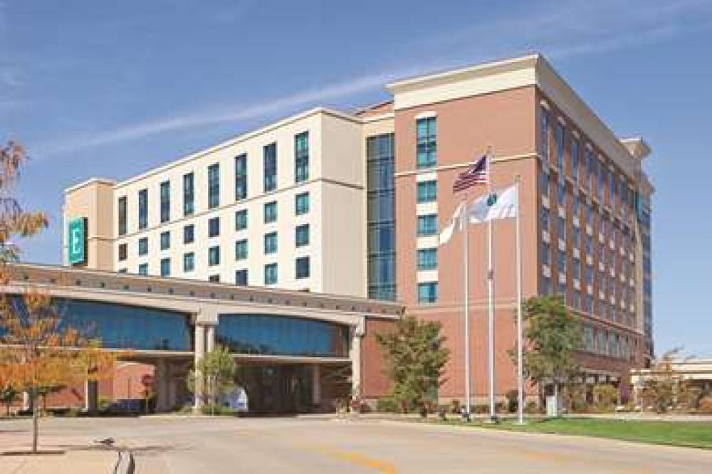 Embassy Suites By Hilton E Peoria Riverfront Conf 4