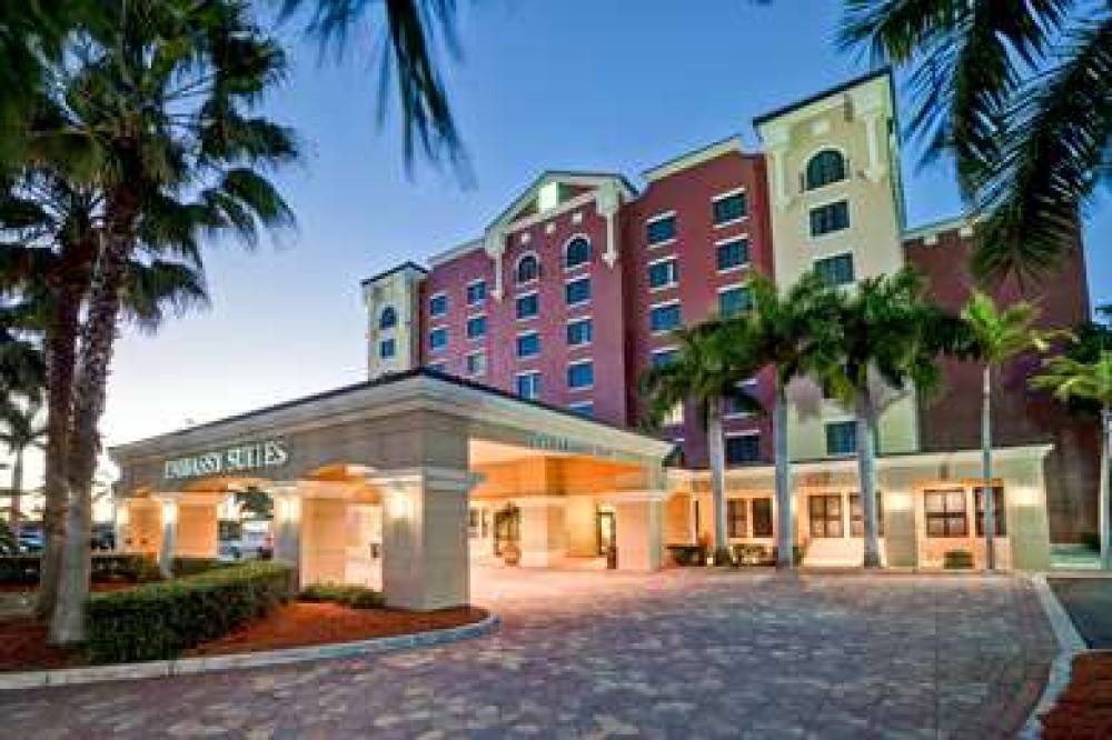 Embassy Suites By Hilton Fort Myers Estero 1