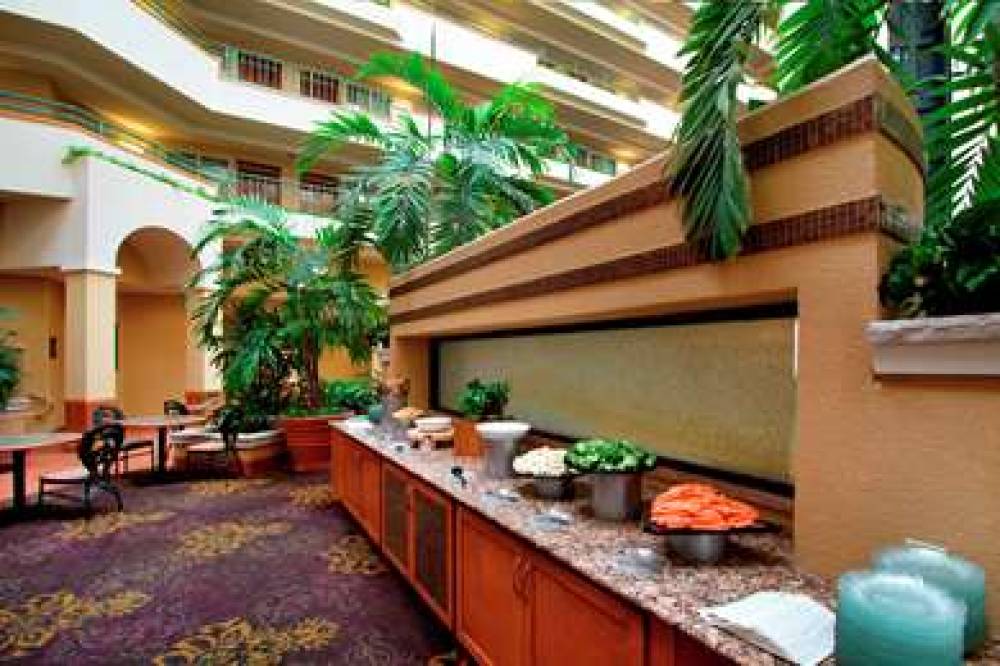 Embassy Suites By Hilton Greensboro-Airport 7