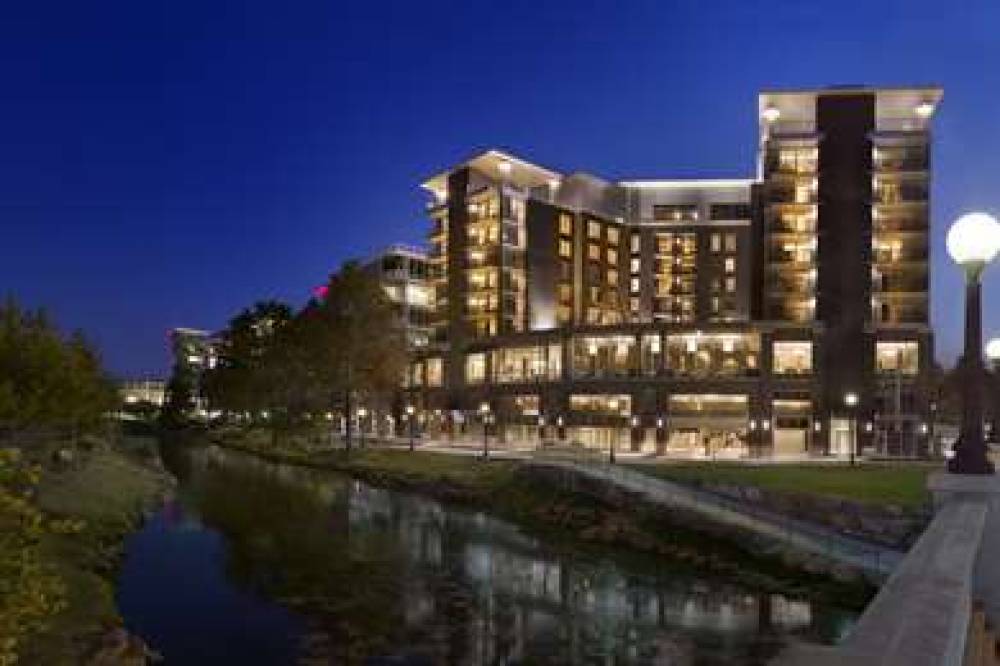 EMBASSY SUITES BY HILTON GREENVILLE 4