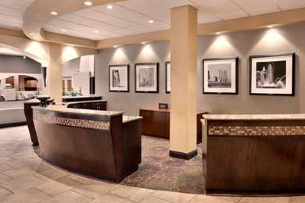 Embassy Suites By Hilton Kansas City-Internationa 5