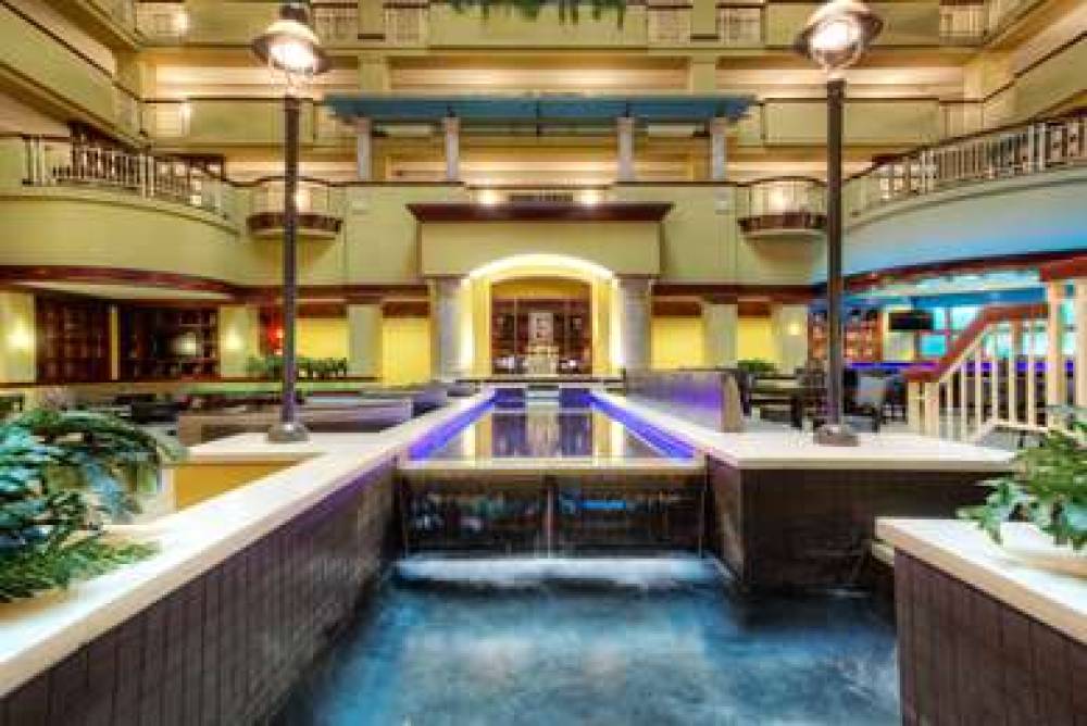 Embassy Suites By Hilton Laredo 4