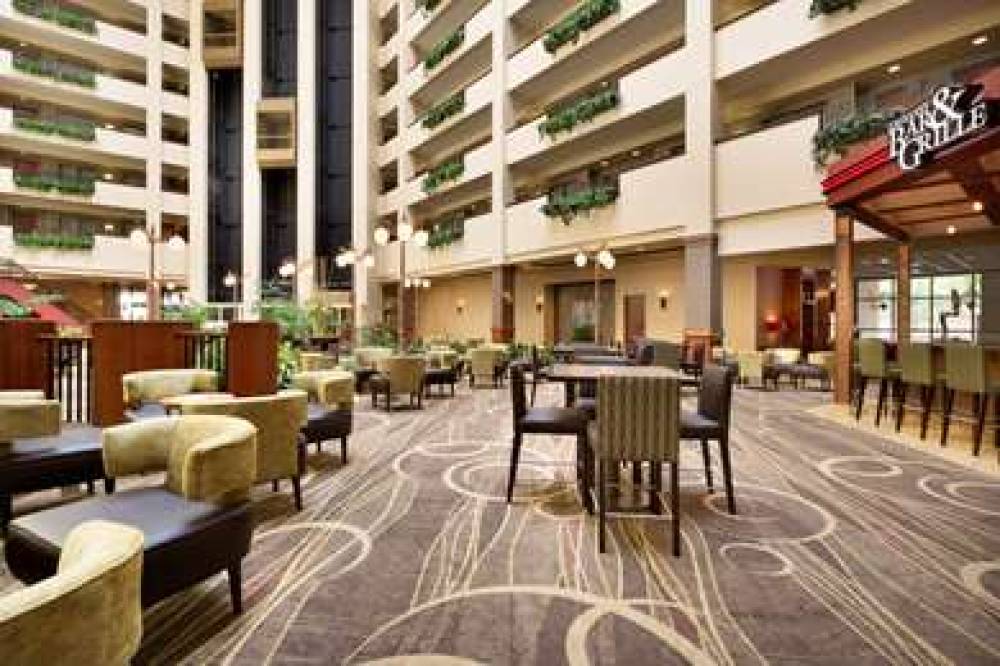 Embassy Suites By Hilton Lincoln 8