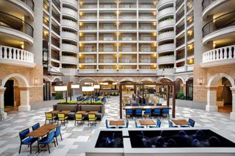 Embassy Suites By Hilton Orlando-Int&apos;l Drive 3