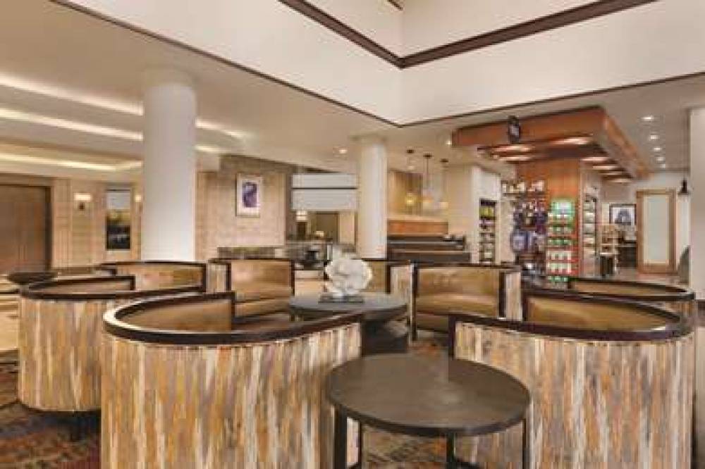 Embassy Suites By Hilton Orlando International Dr 7