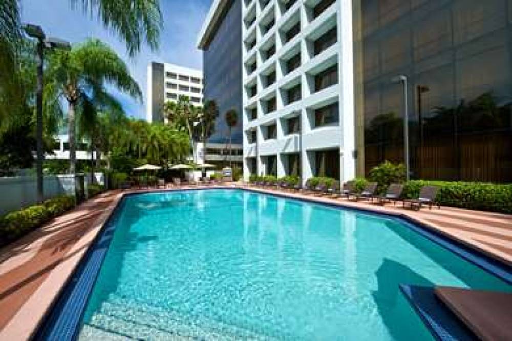 Embassy Suites By Hilton Palm Beach Gardens - PGA 1