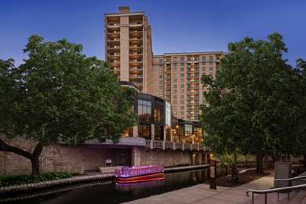 Embassy Suites By Hilton San Antonio Riverwalk Do 2