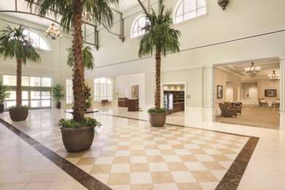 Embassy Suites By Hilton Savannah 6