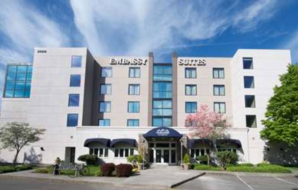 Embassy Suites By Hilton Seattle-North-Lynnwood 2