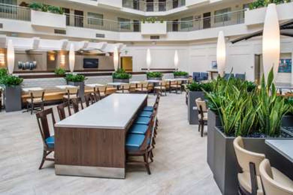 Embassy Suites By Hilton Seattle-Tacoma Intl Airp 9