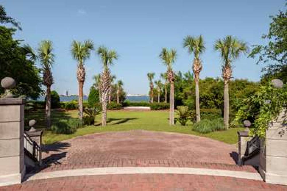 Embassy Suites Charleston Harbor