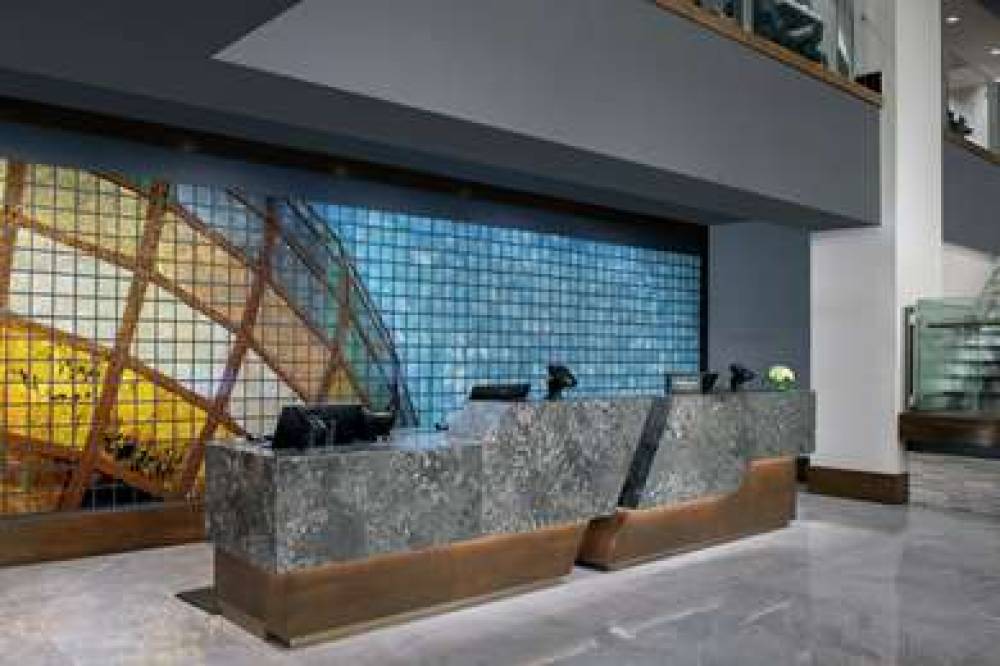 EMBASSY SUITES KNOXVILLE DOWNTOWN 7