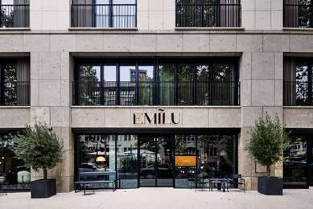 EMILU DESIGN HOTEL 1