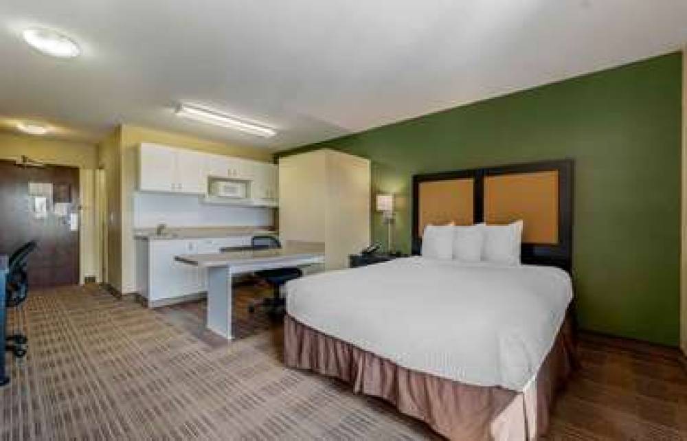 Extended Stay America - Chicago - Gurnee 10