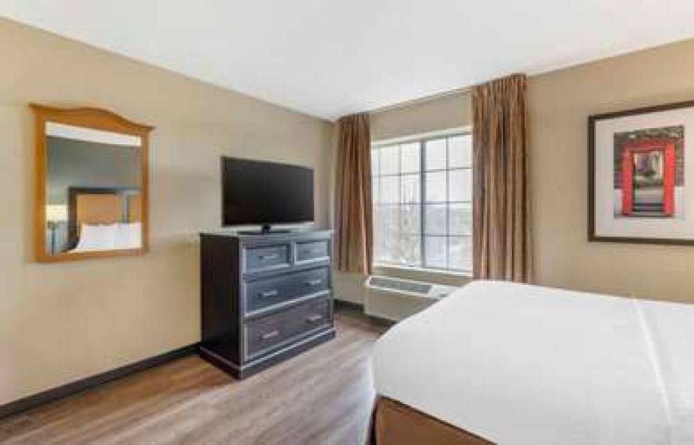 Extended Stay America - Chicago - Naperville - East 9