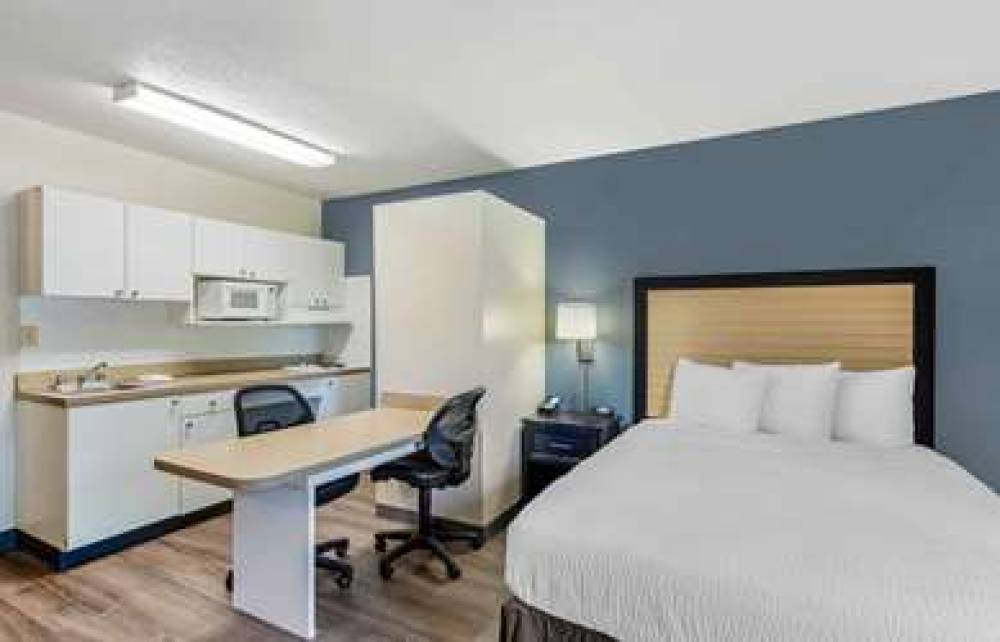 Extended Stay America - Chicago - Rolling Meadows 6