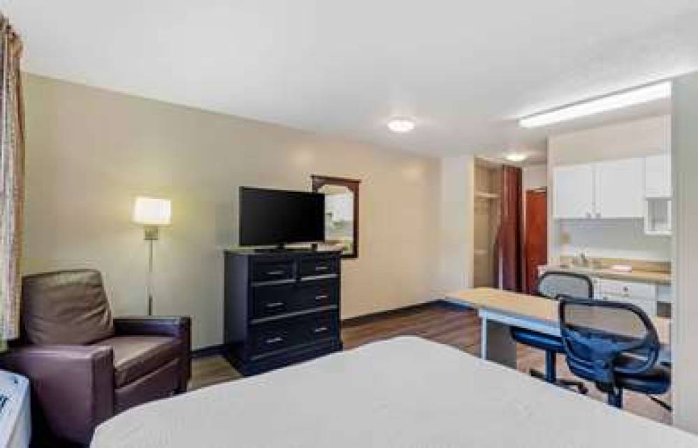 Extended Stay America - Chicago - Rolling Meadows 7