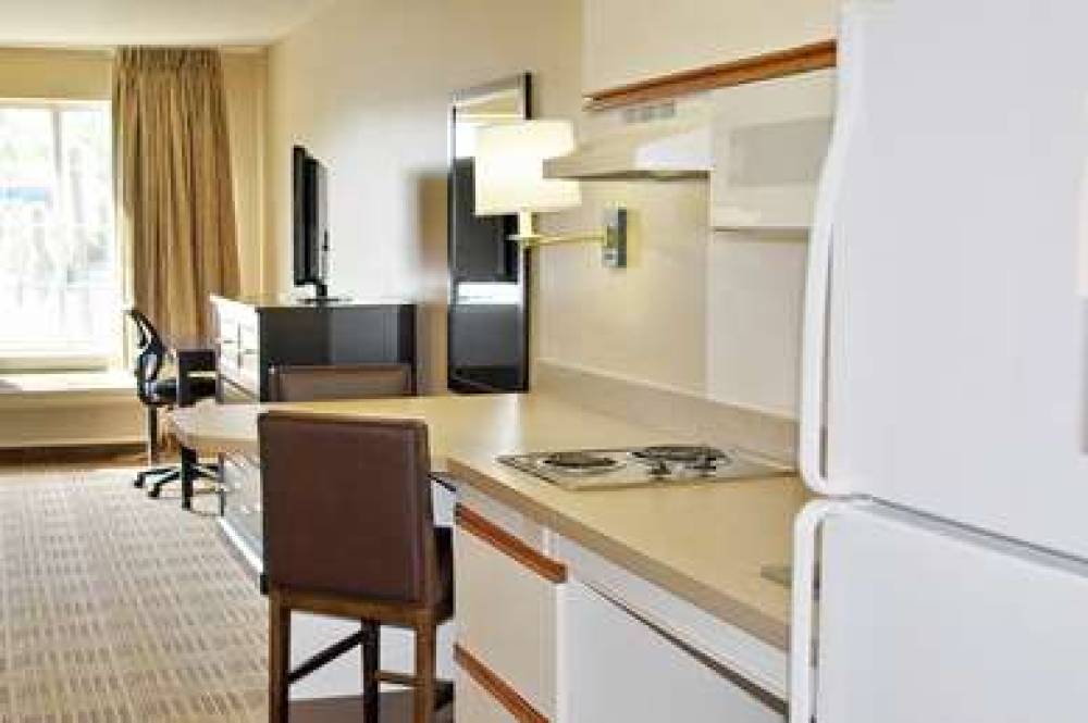 Extended Stay America - Detroit - Southfield - Northwestern Hwy 9