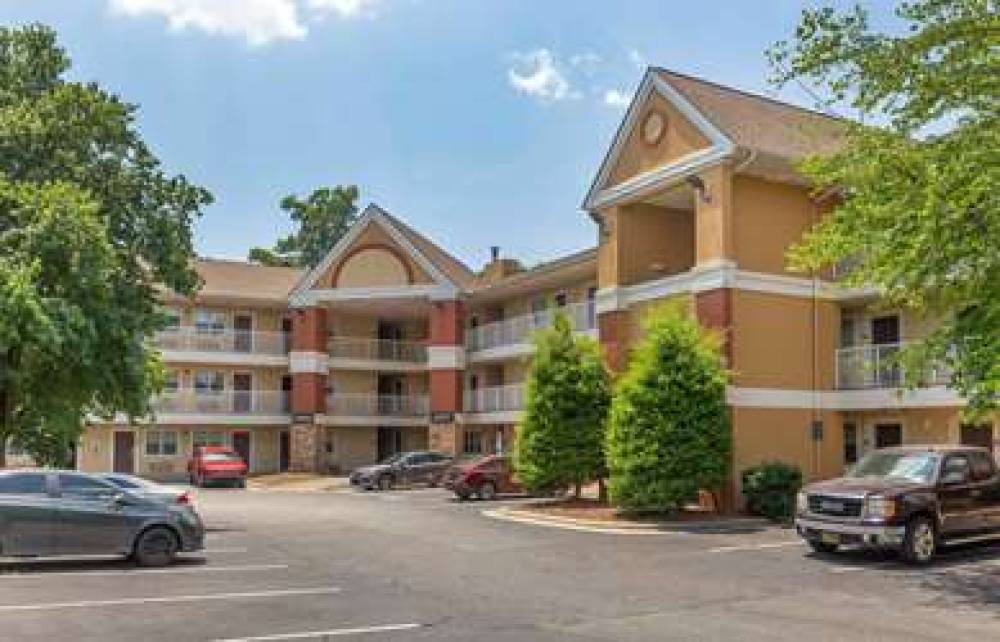 Extended Stay America - Greensboro - Wendover Ave - Big Tree Way 2