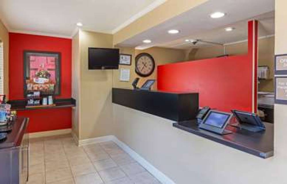 Extended Stay America - Greensboro - Wendover Ave 4