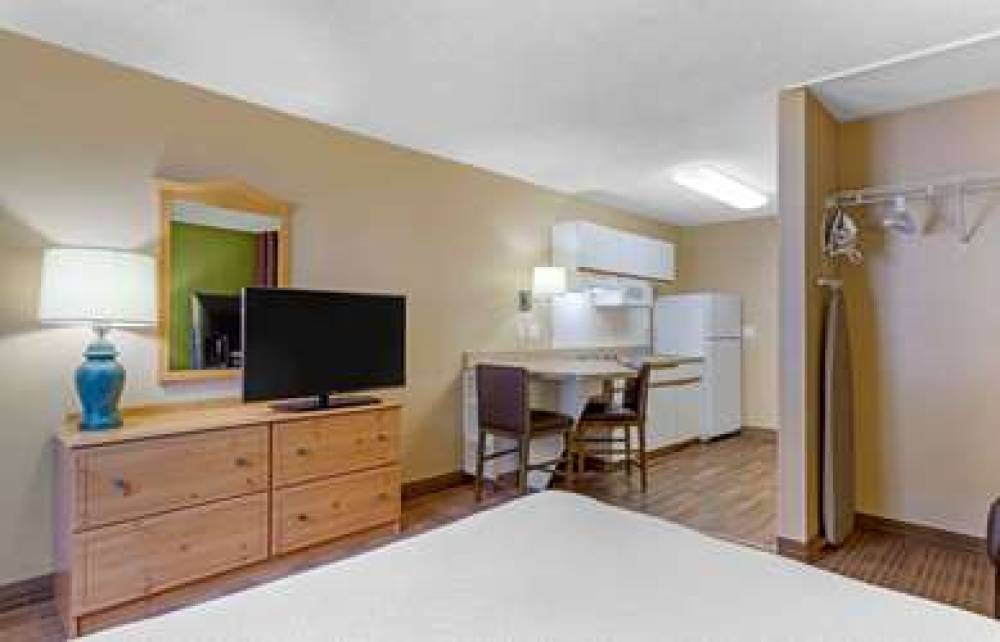 Extended Stay America - Houston - Galleria - Uptown 10