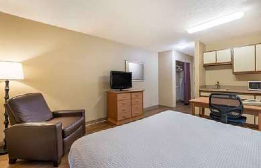 Extended Stay America - Indianapolis - North - Carmel 9